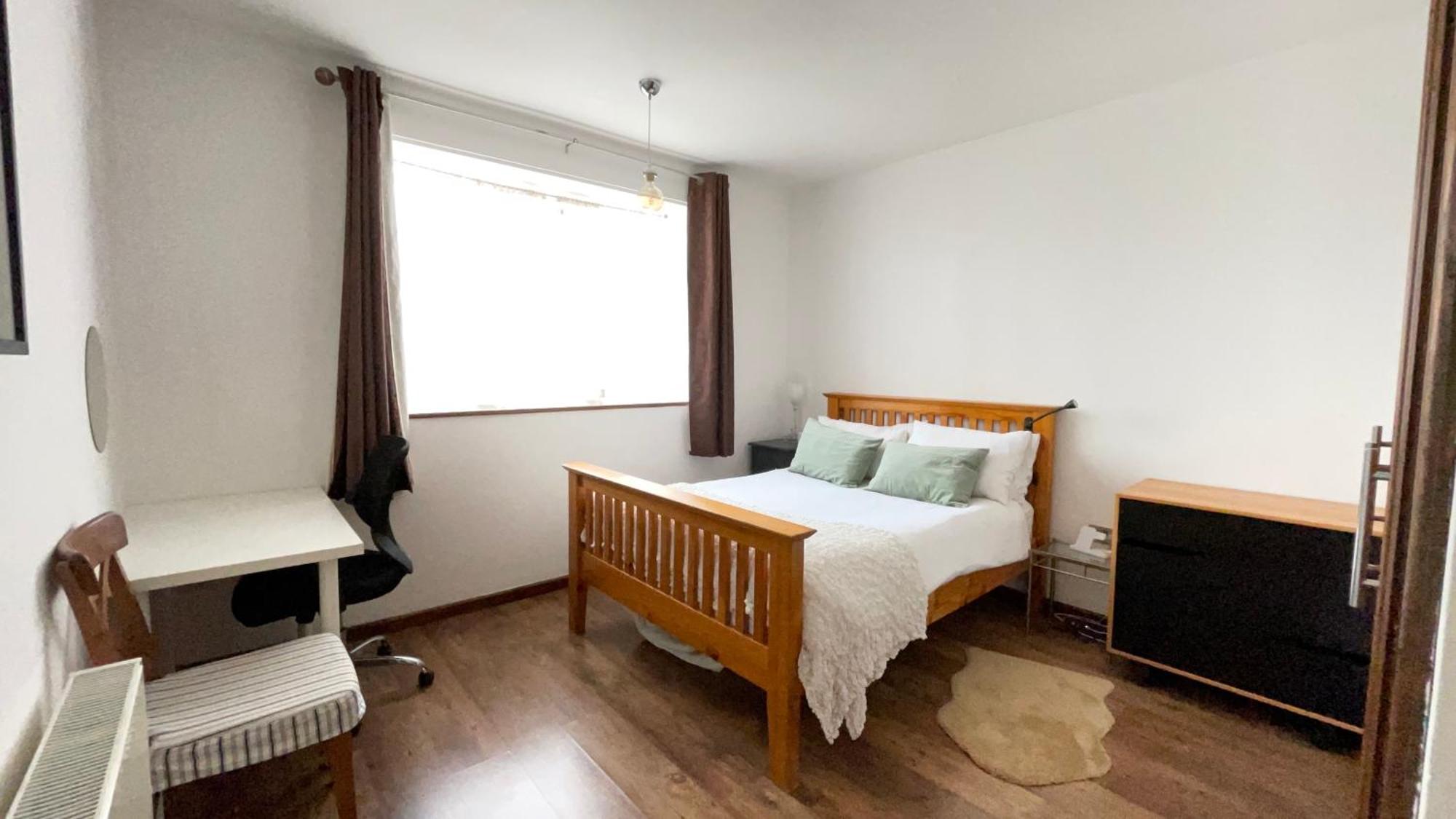 2 Bedrooms 2 Stations Londres Exterior foto