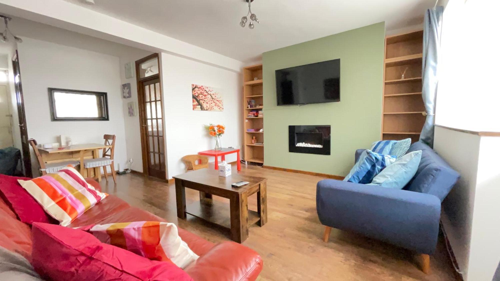 2 Bedrooms 2 Stations Londres Exterior foto