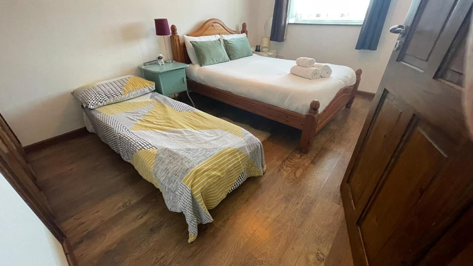 2 Bedrooms 2 Stations Londres Exterior foto